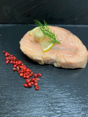 TRANCHE DE SAUMON FACON BELLEVUE SUR PLAT
