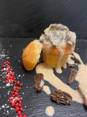 PETITE BRIOCHE AUX MORILLES