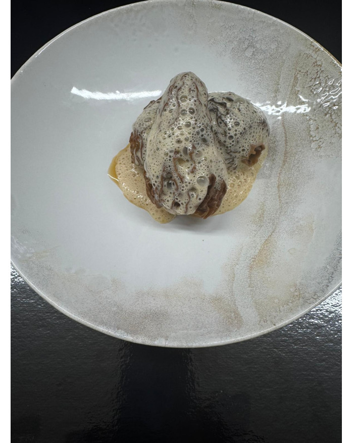 GROSSE MORILLE SAUVAGE FARCIE SAUCE MORILLES